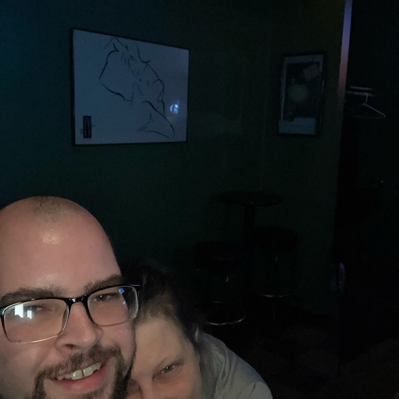 Meet your Posher, Mandie of all Trades - Picture 4 of 6